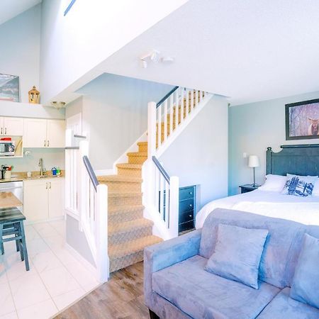 Вилла Gorgeous Loft In The Heart Of Blue Mountain Блу-Маунтинс Экстерьер фото